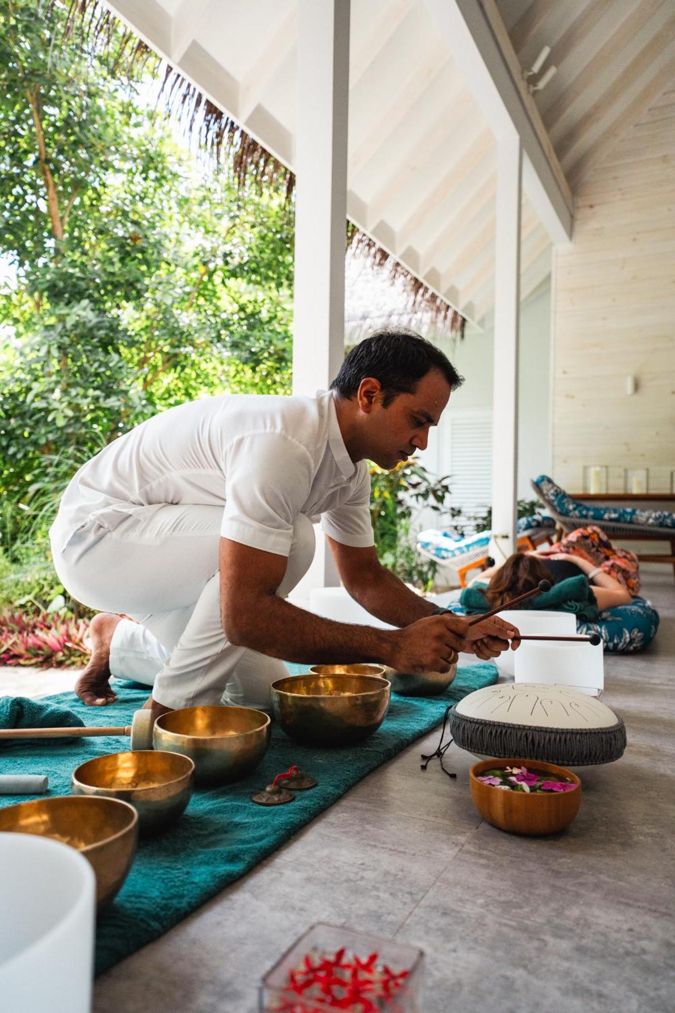 Курортний комплекс Ifuru Island Maldives Ugoofaaru